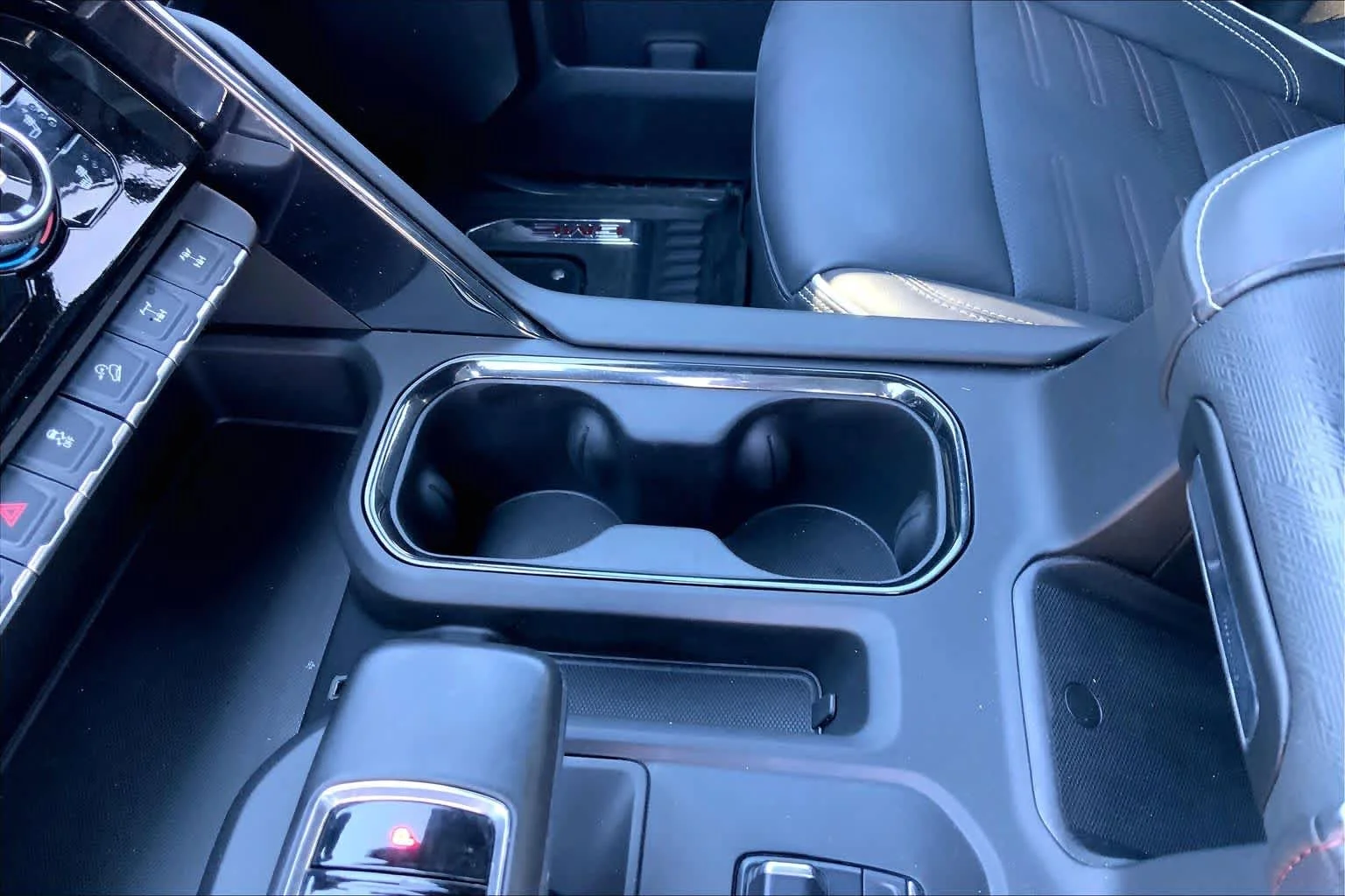 2024 GMC Sierra 1500 AT4X - Photo 17
