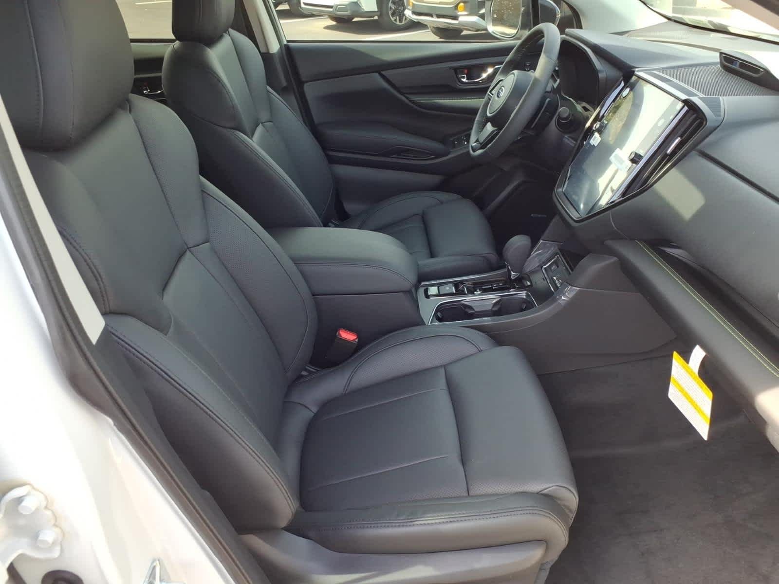 New 2026 CRYSTAL WHITE PEARL Subaru Onyx Edition Touring 7-Passenger image 16