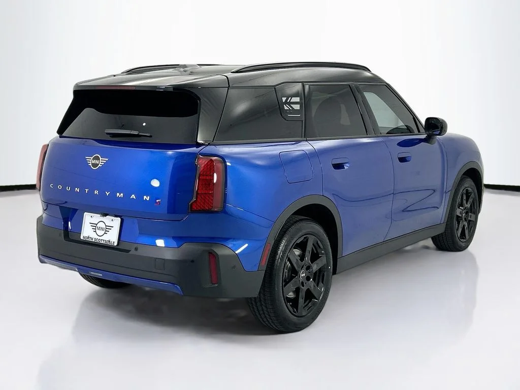 New 2026 Blazing Blue Metallic MINI Oxford Edition image 5