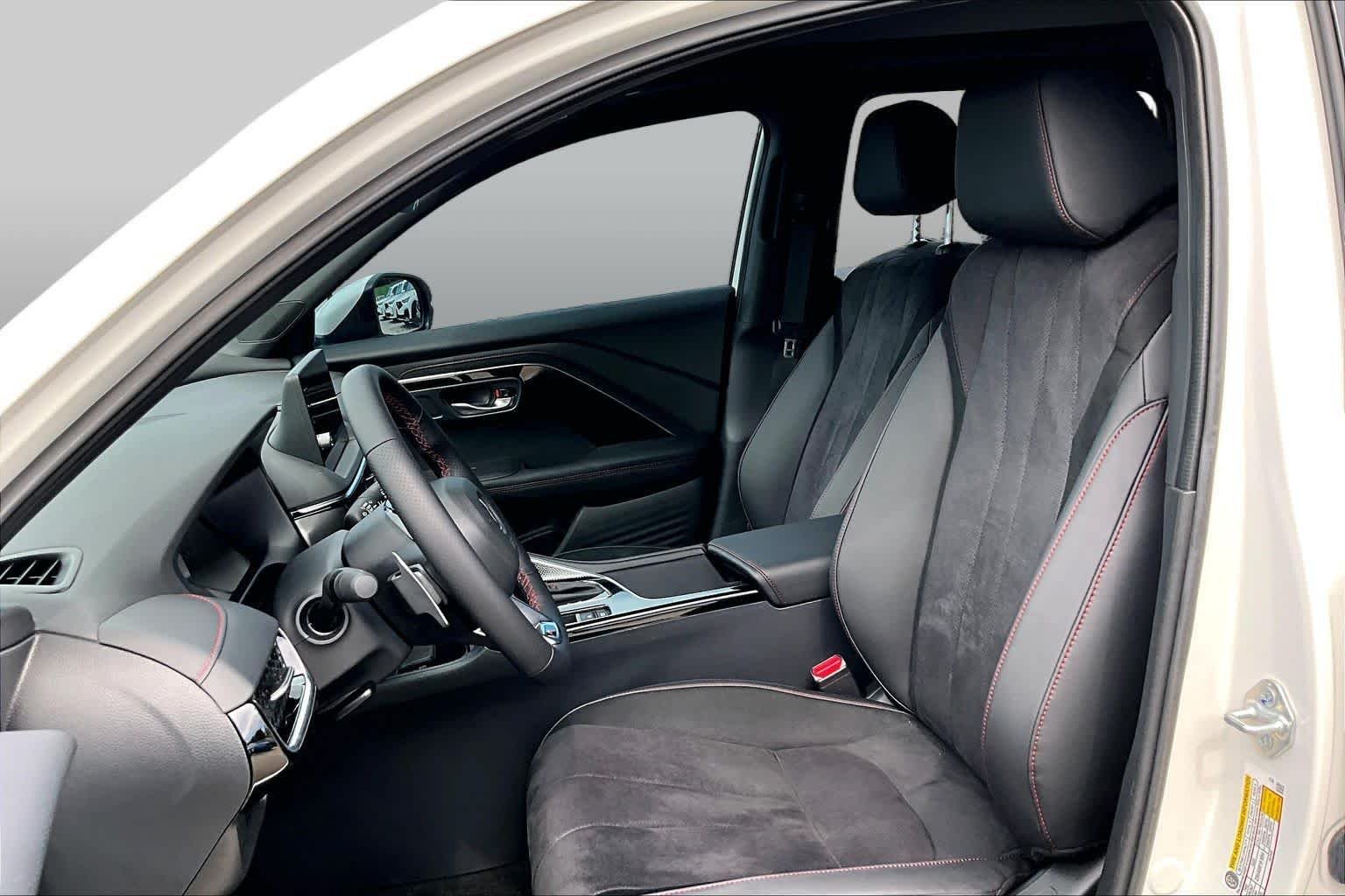 New 2026 Platinum White Pearl Acura w/A-Spec Package image 9