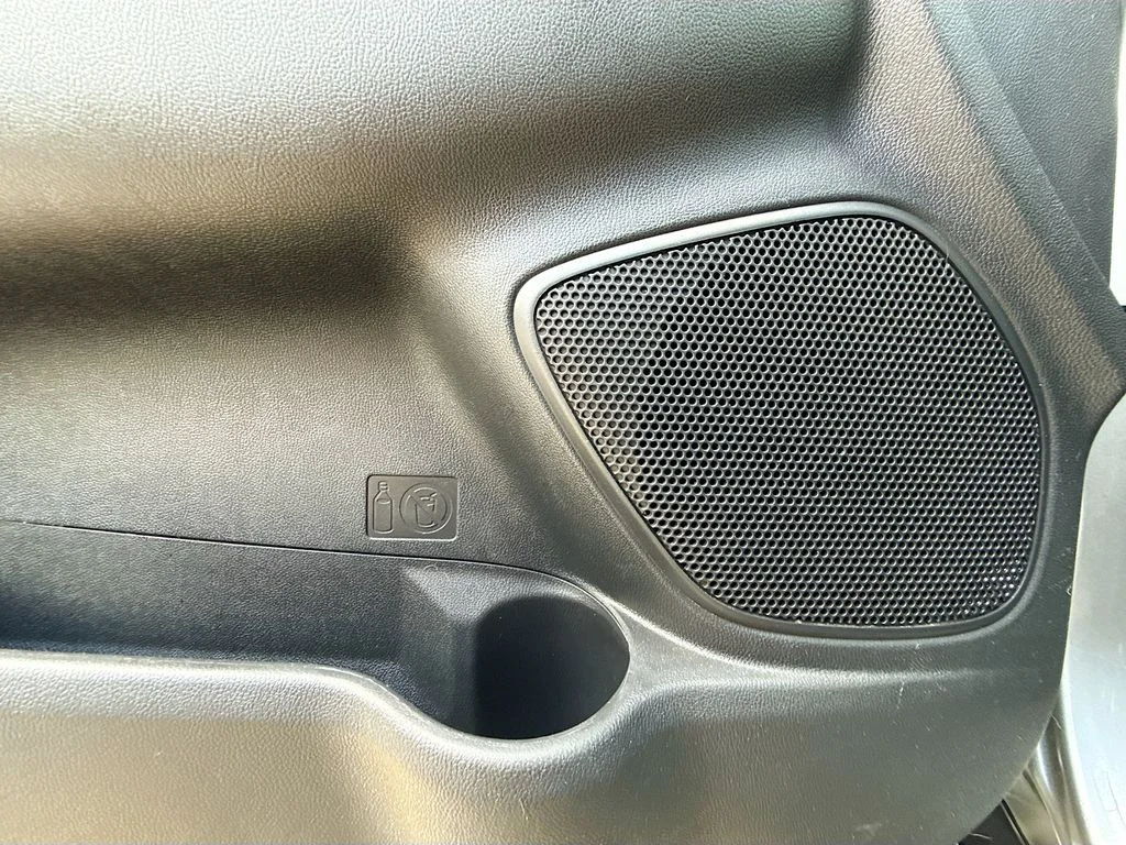 Used 2021  Mitsubishi 2.0 LE image 19