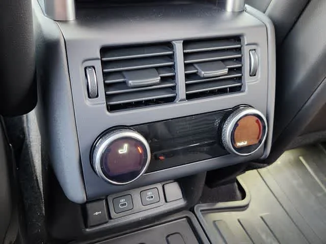 Used 2025 Santorini Black Metallic Land Rover S image 30