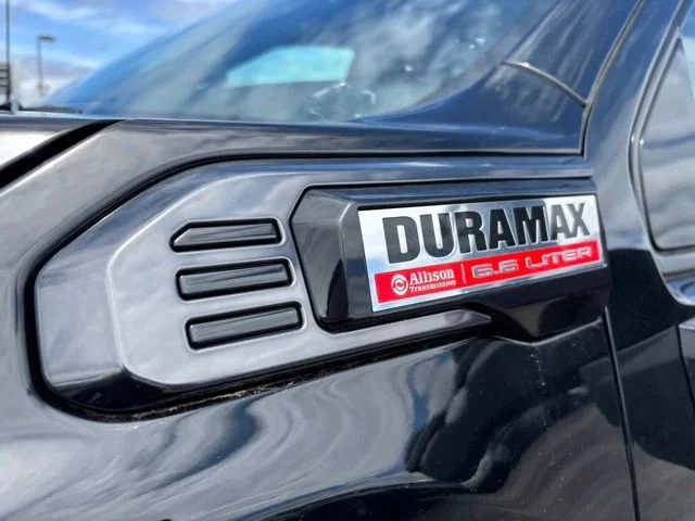 Used 2024 Onyx Black GMC AT4 image 11