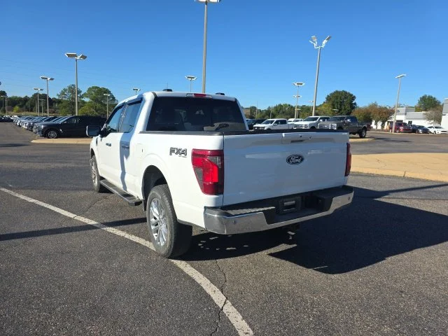 Used 2025 White Ford XLT image 5