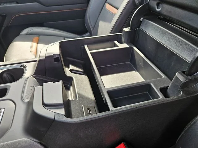 Used 2025 Summit White GMC AT4 image 26