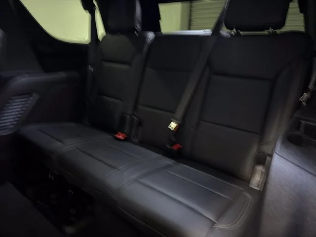 Used 2021 Gray Chevrolet Z71 image 15