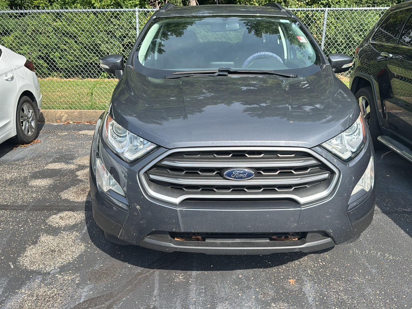 Used 2018 Smoke Metallic Ford SE image 2
