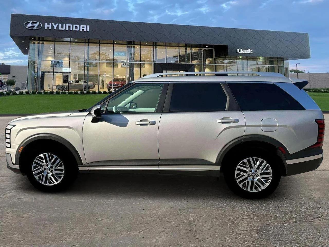 New 2026 Typhoon Silver Metallic Hyundai SEL 7P image 3