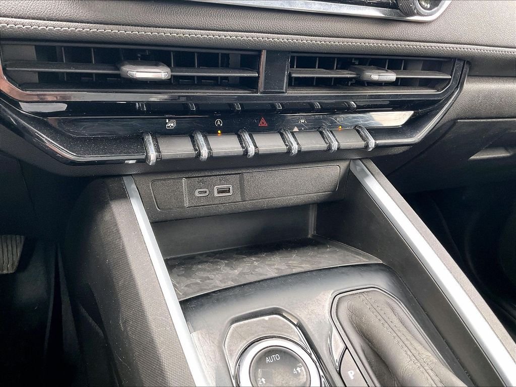 Used 2023 Summit White Chevrolet LT image 24