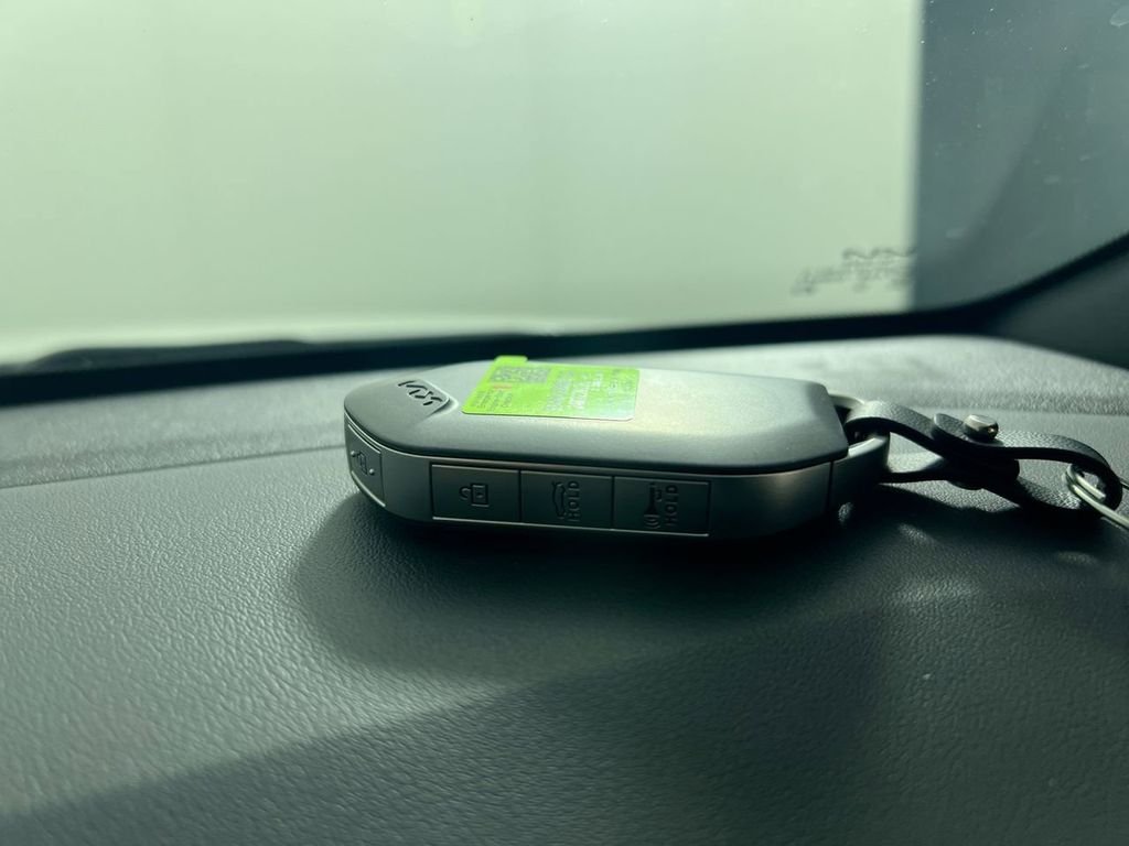 New 2026 Snow White Pearl Kia GT-Line image 35