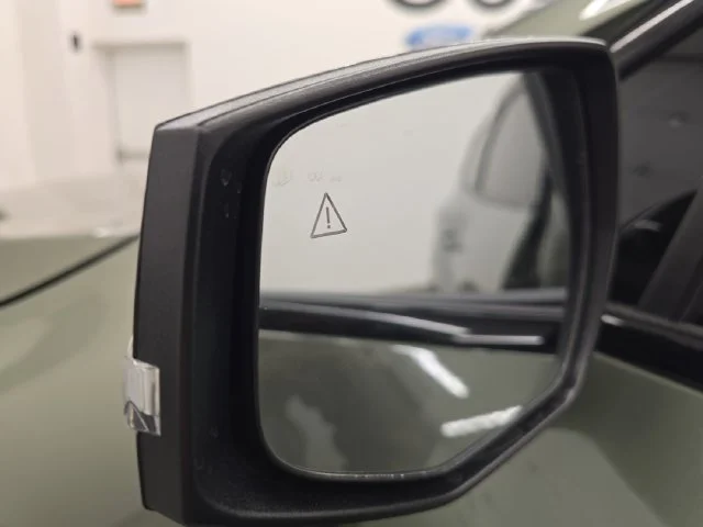Used 2024 Jungle Green Kia X-Line image 35