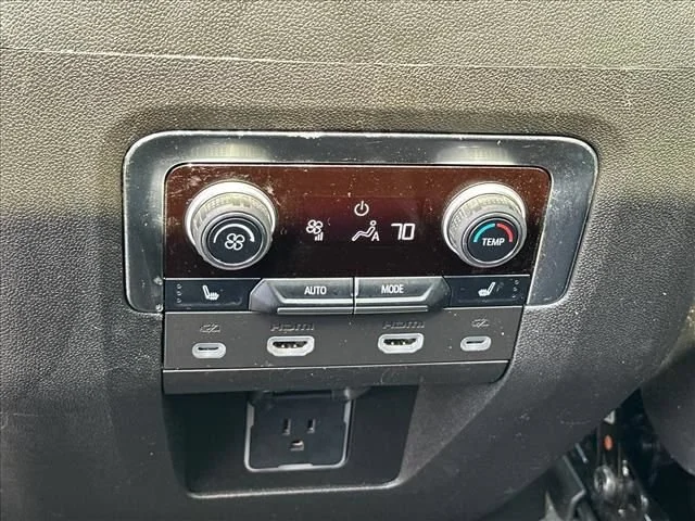 Used 2024 Summit White Chevrolet Z71 image 16