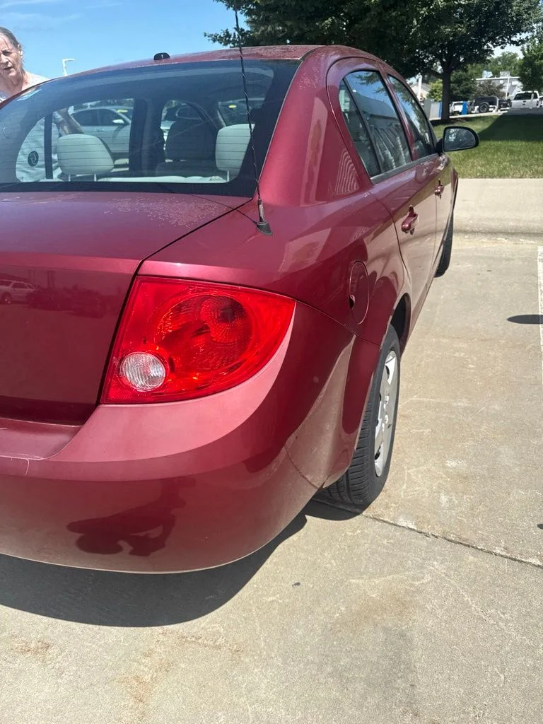 Used 2008 Red Chevrolet LT image 5