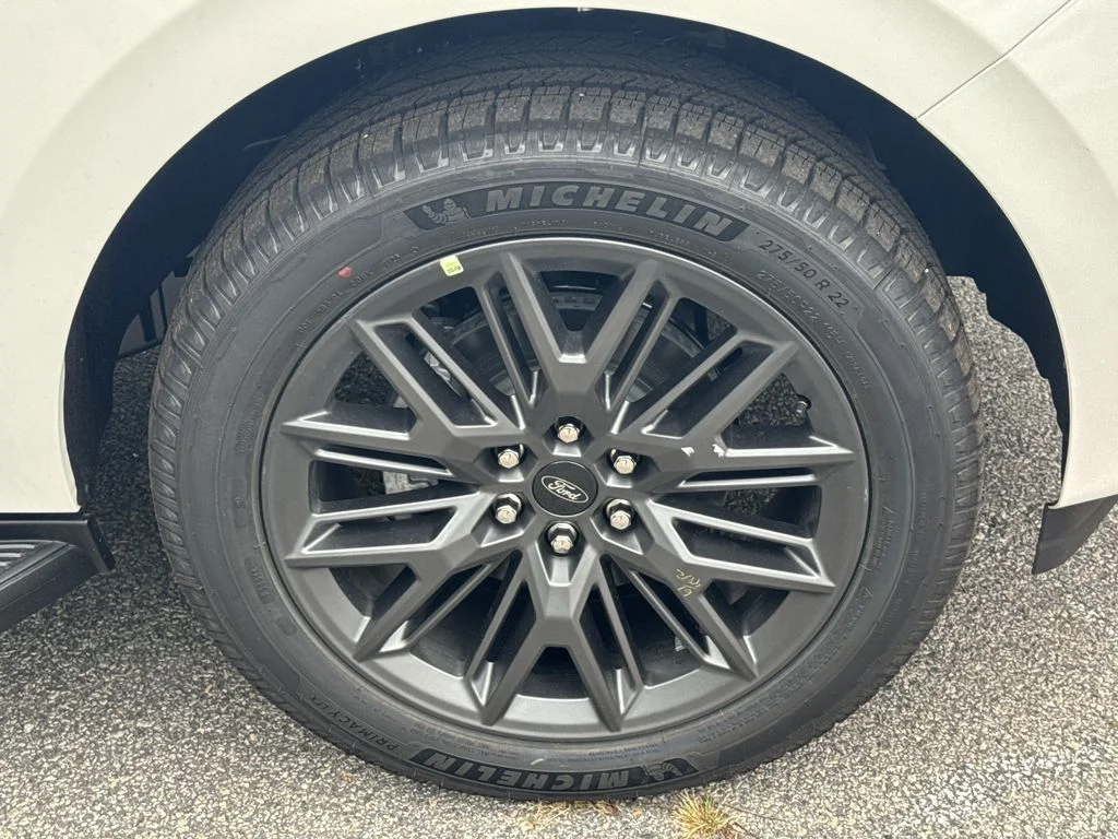 New 2026 White Ford Platinum image 12
