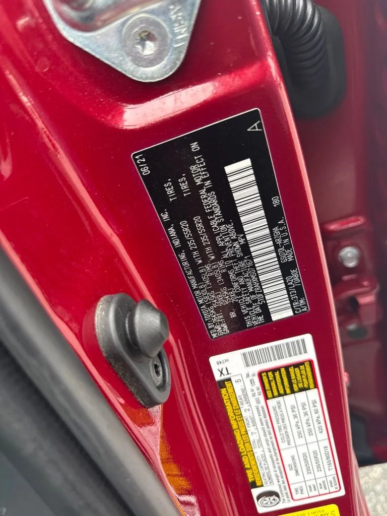 Used 2021 Red Toyota Platinum image 26