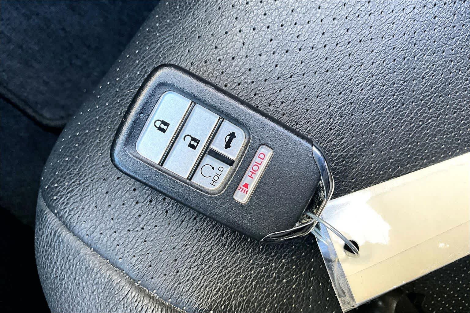Used 2016 Lunar Silver Metallic Honda EX-L image 14