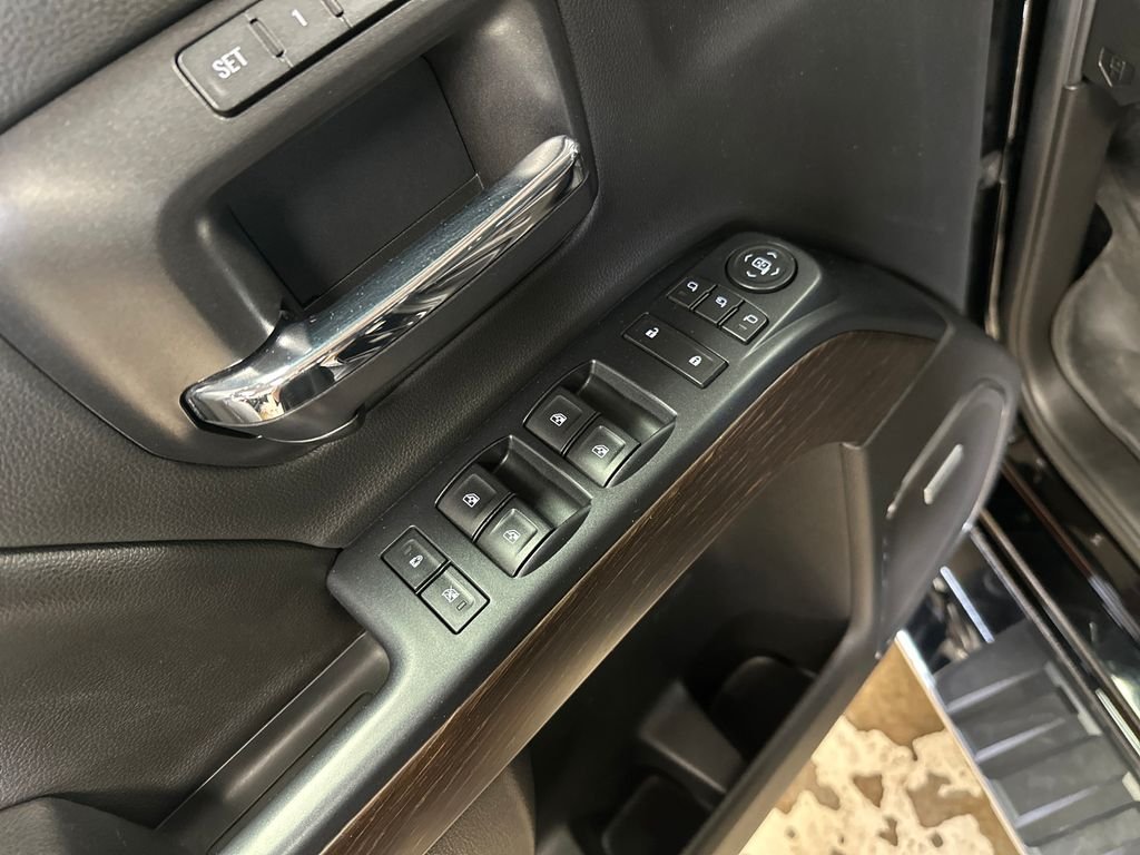 Used 2017 Black GMC Denali image 16