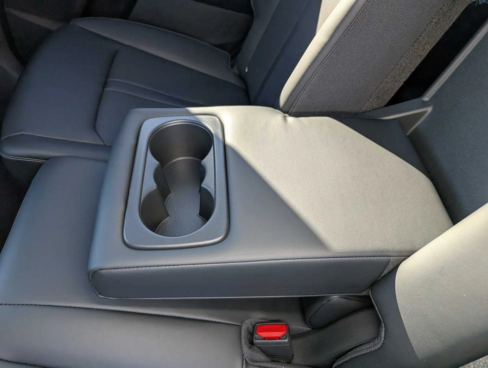 2026 Kia Sorento S - Photo 18