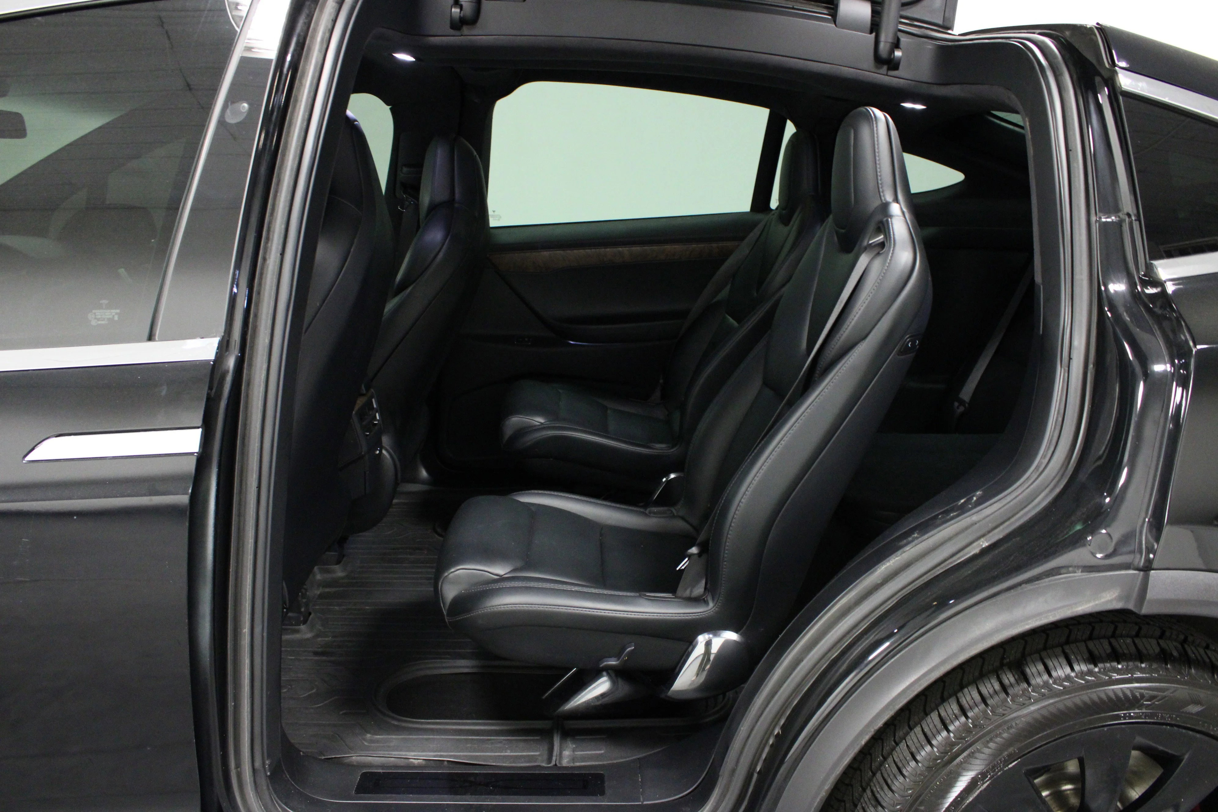 Used 2019 Black Tesla Performance image 14