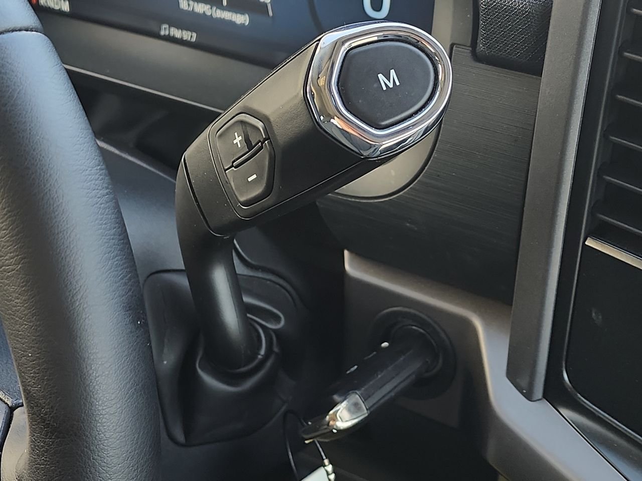 Used 2025  Ford XLT image 18