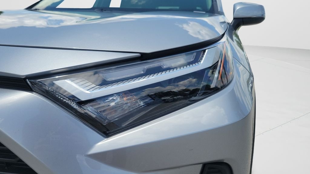 Certified Used 2025 Silver Toyota XLE image 24