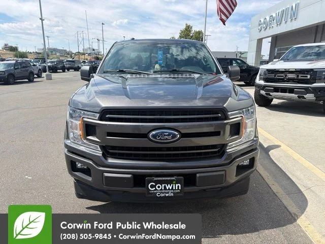 Used 2018 Magnetic Ford  image 2