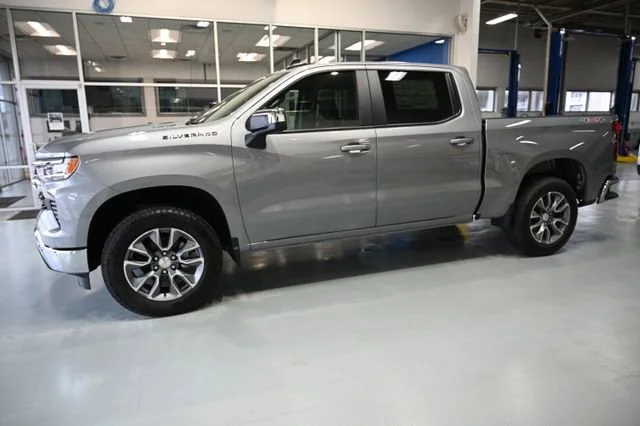 2026 Chevrolet Silverado 1500 LT - Photo 8