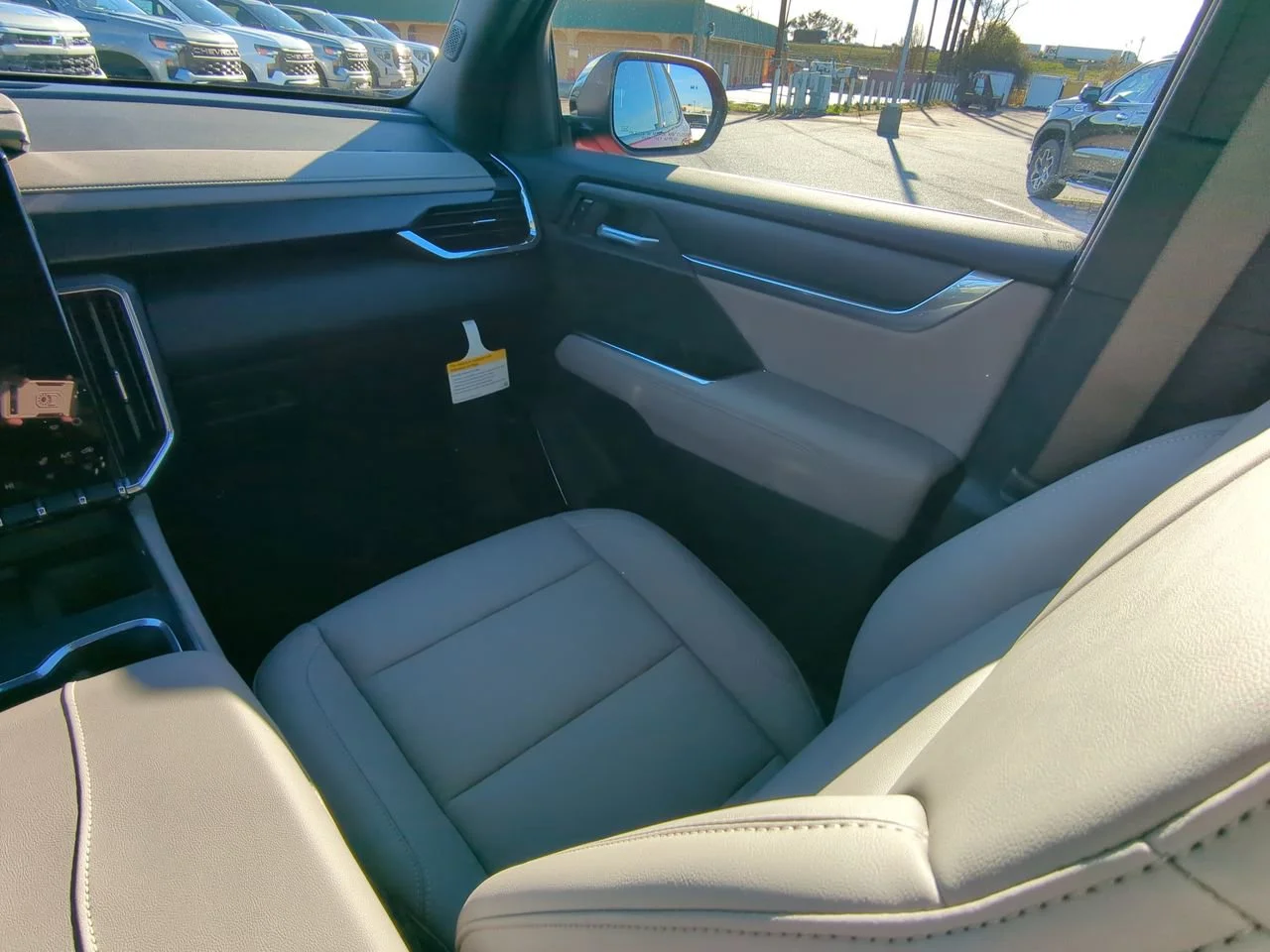 2026 GMC Acadia Elevation - Photo 16