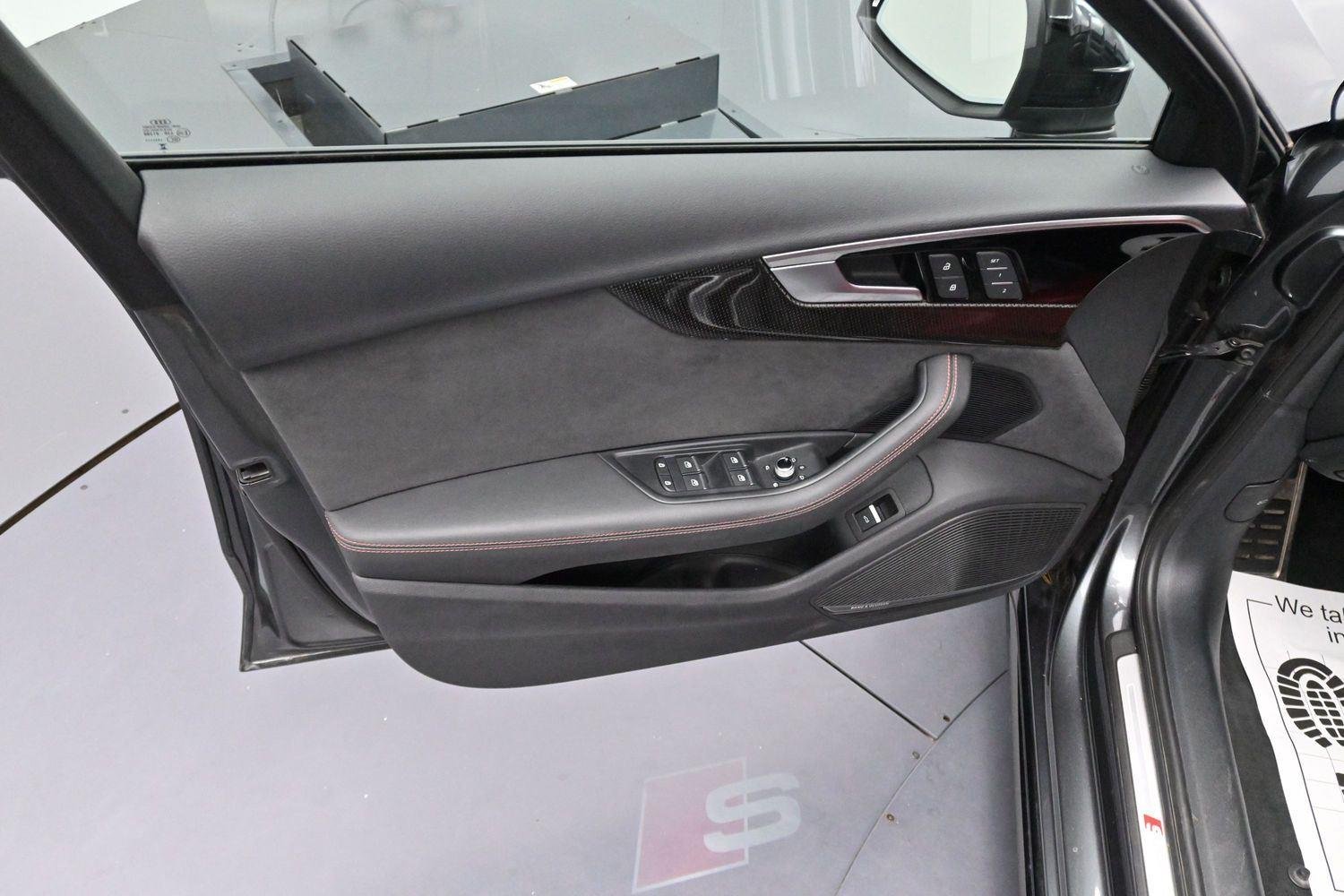 Used 2024 Daytona Gray Pearl Effect Audi Premium Plus image 9