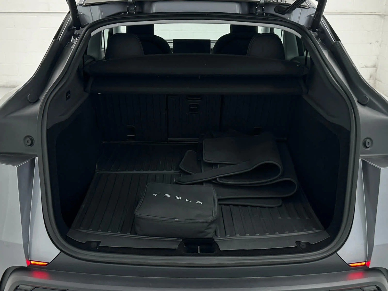 Used 2026 Quicksilver Tesla Premium image 42