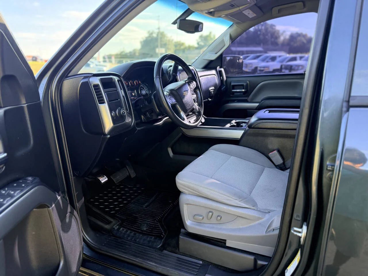 Used 2018 Charcoal Chevrolet LT 4x2 4dr Crew Cab 5.8 ft. SB image 12