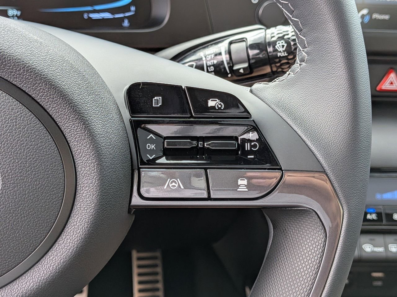 New 2026 Amazon Gray Hyundai SEL Sport Premium image 25