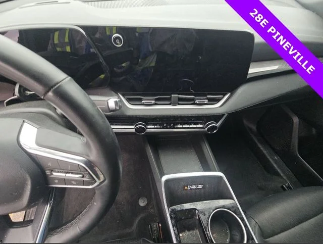 Used 2025 Black Chevrolet LT image 4