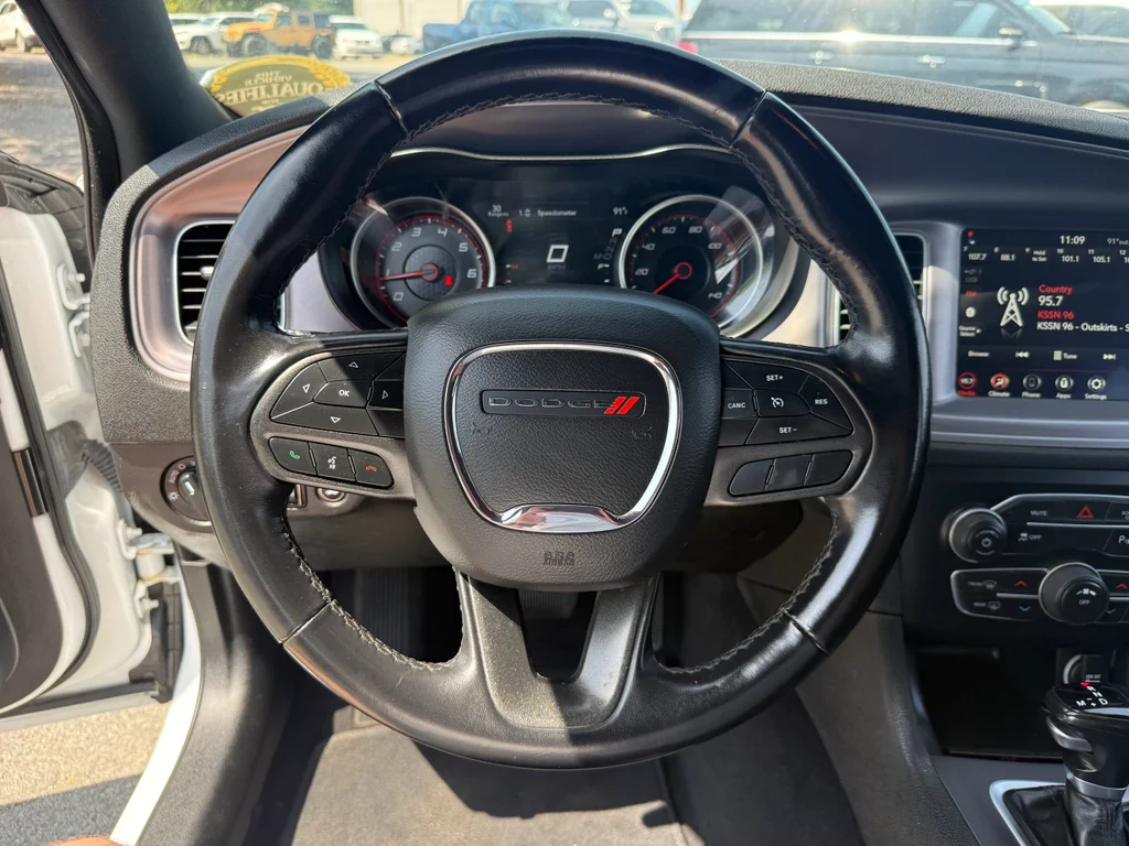 Used 2023 White Knuckle Clearcoat Dodge SXT image 33