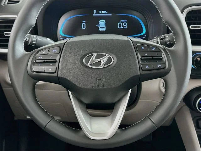 New 2026 Silver Hyundai SEL image 14