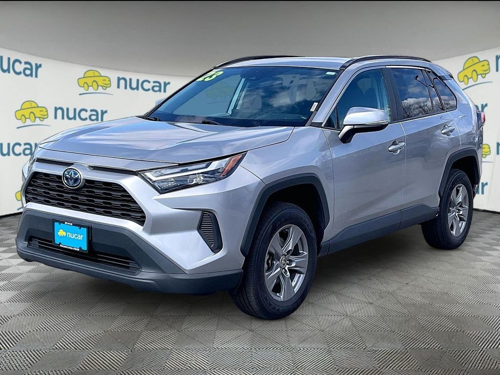 Used 2023 Silver Sky Metallic Toyota XLE image 3