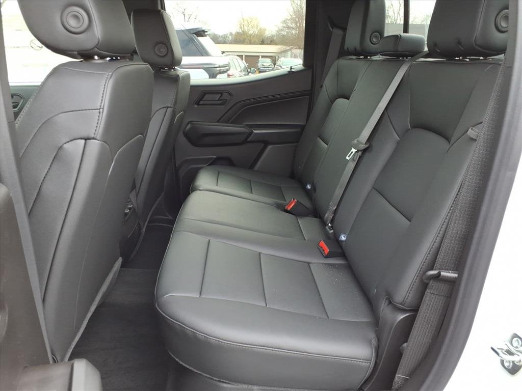 2026 Chevrolet Colorado Trail Boss - Photo 6