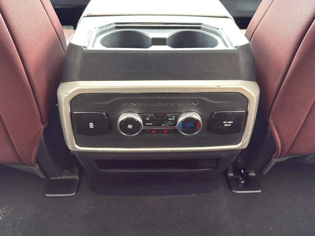 Used 2024 White Ford Limited image 32