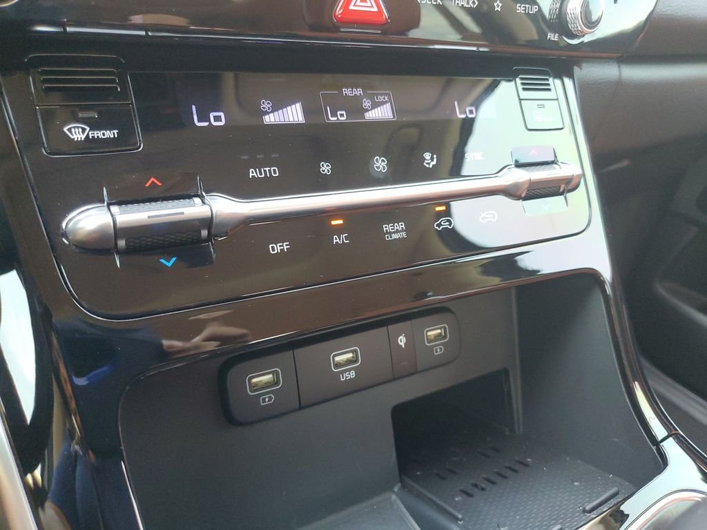 Used 2024 White Kia SX Prestige image 22