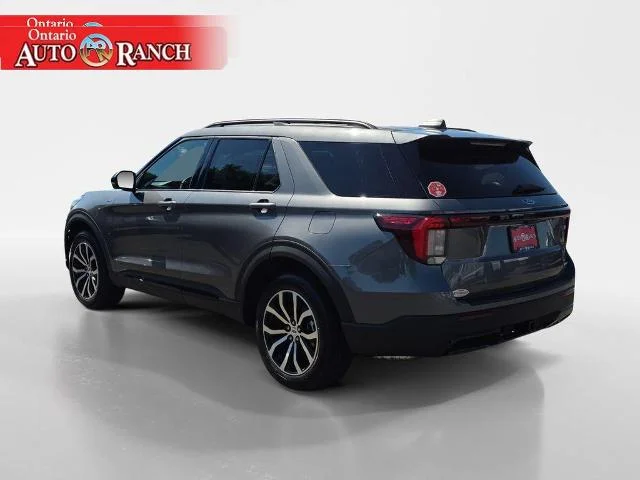 New 2026 Carbonized Gray Metallic Ford ST-Line image 23