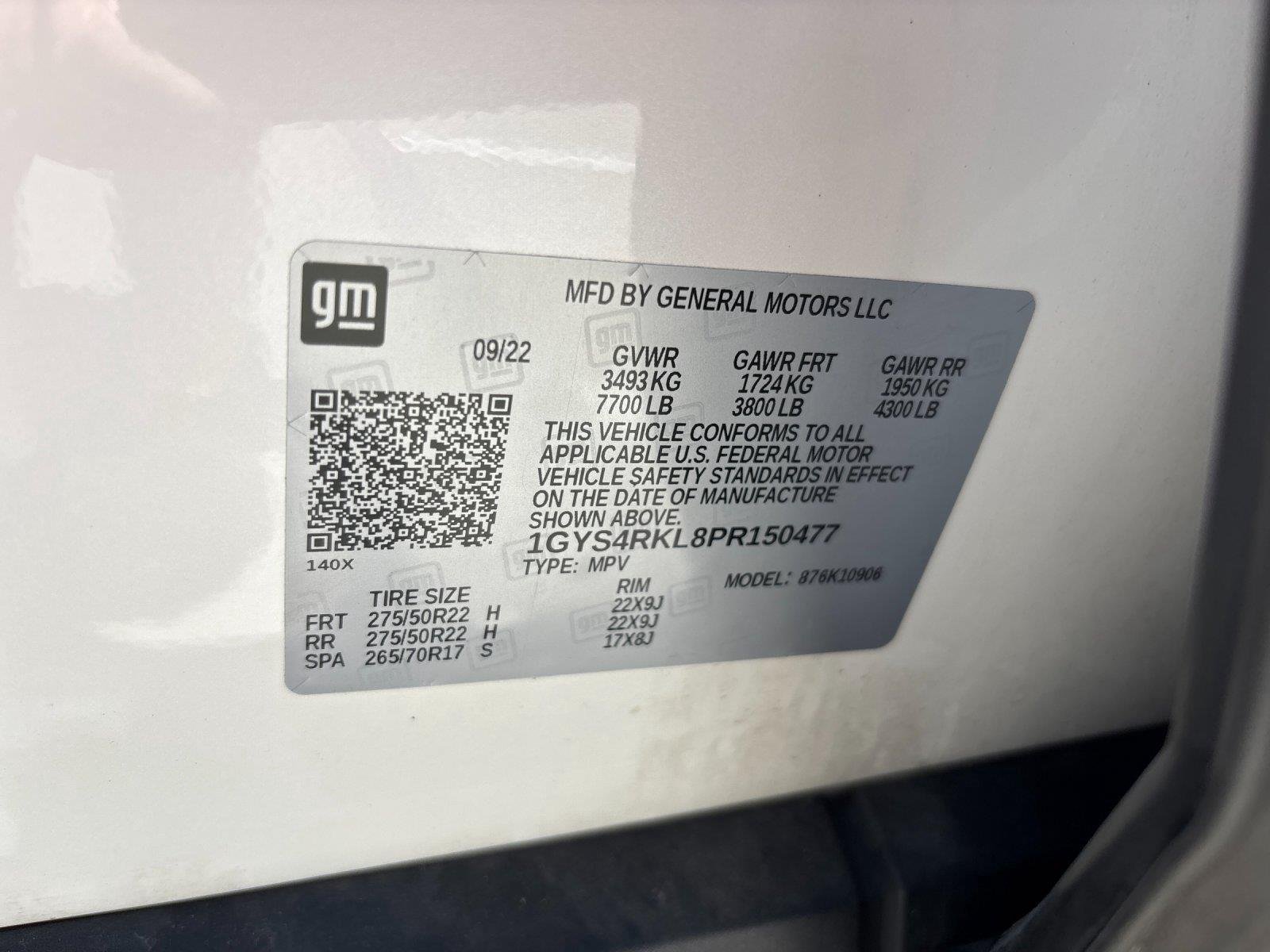 Used 2023 Crystal White Tricoat Cadillac 4WD Sport Platinum image 12
