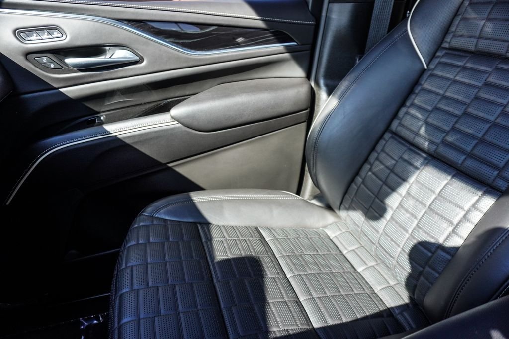 Used 2024 Black Cadillac V-Series image 36