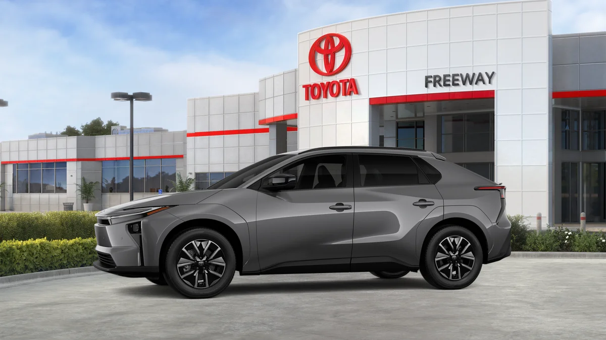New 2026 Heavy Metal Toyota XLE image 3