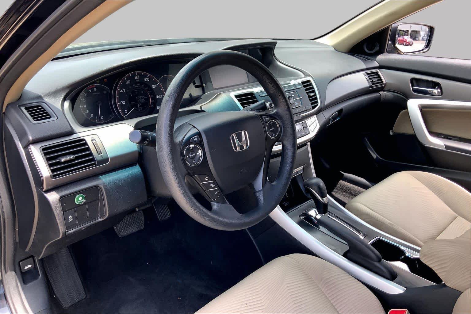 Used 2015 Crystal Black Pearl Honda LX-S image 15
