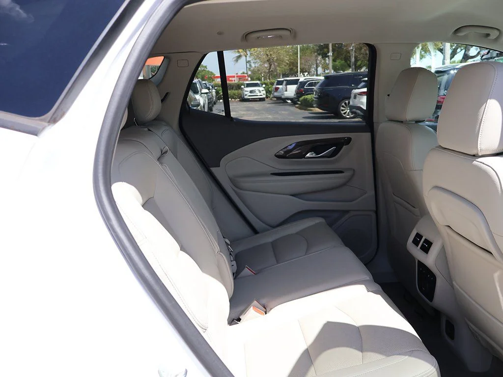 Used 2020 White GMC Denali image 38