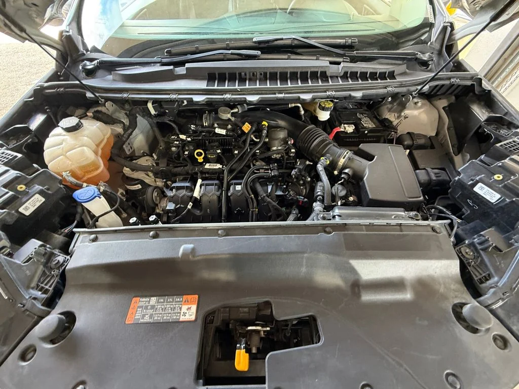 Used 2024 Silver Ford SEL image 20