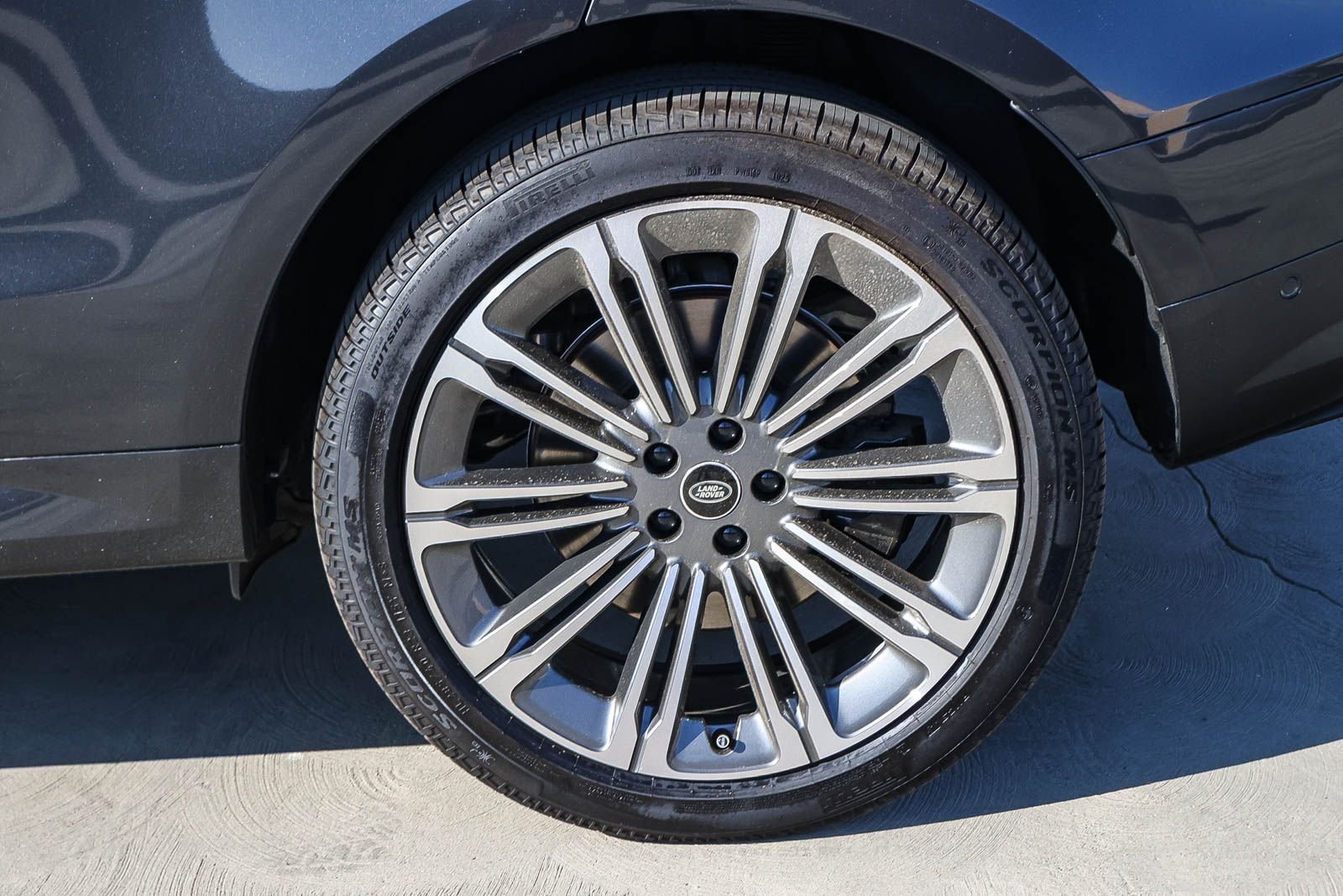 2025 Land Rover Range Rover Sport Dynamic SE - Photo 9