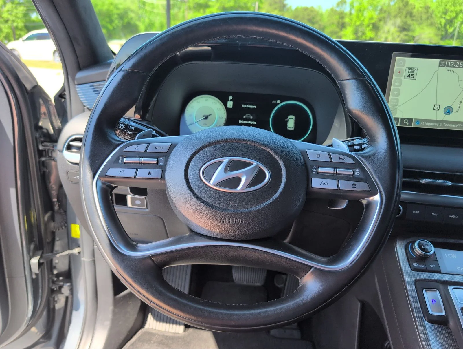 Used 2023 Gray Hyundai Calligraphy image 24