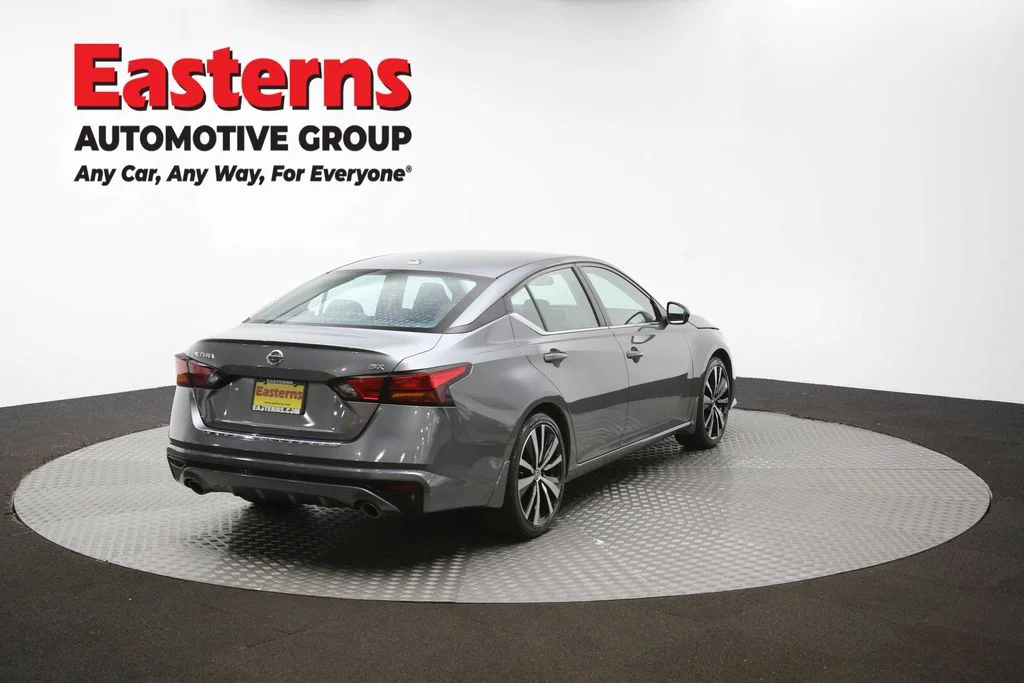 Used 2022 Gray Nissan 2.5 SR image 37