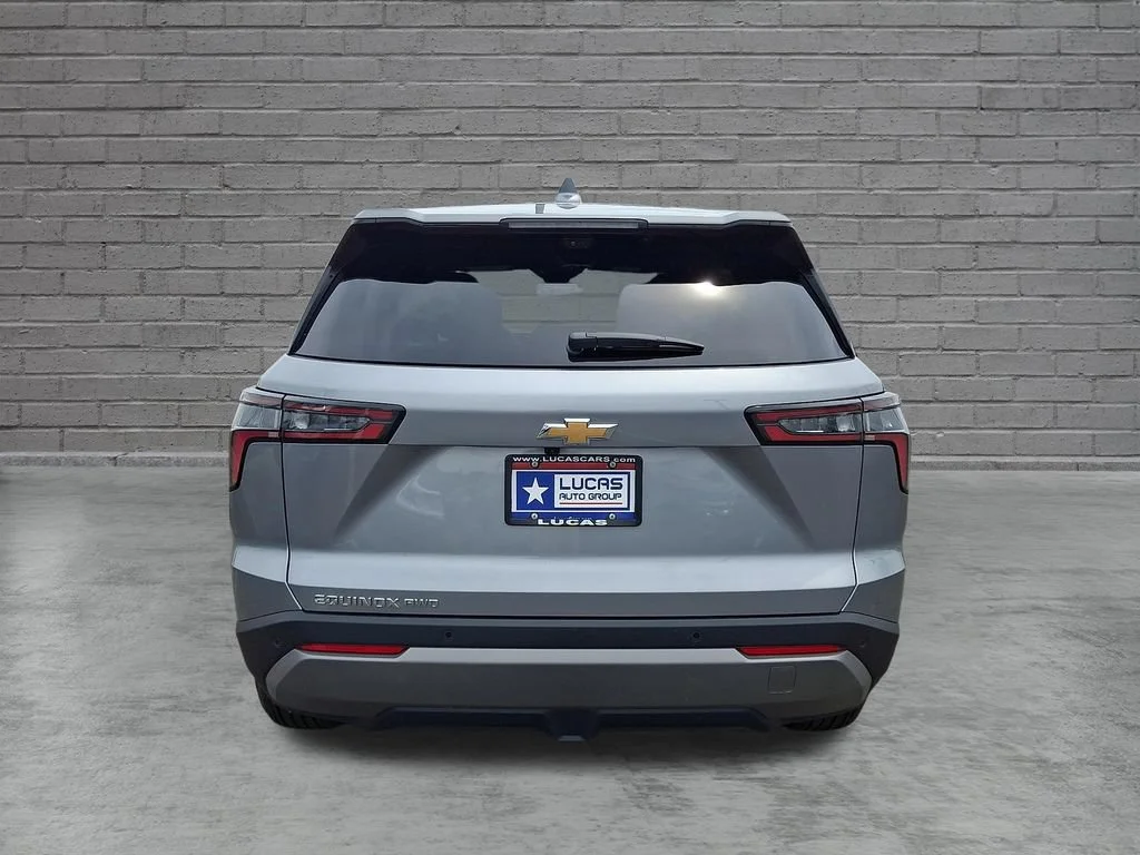 New 2027 Sterling Gray Metallic Chevrolet LT image 7